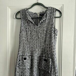Barely worn Karl Lagerfeld work dress (white and navy)